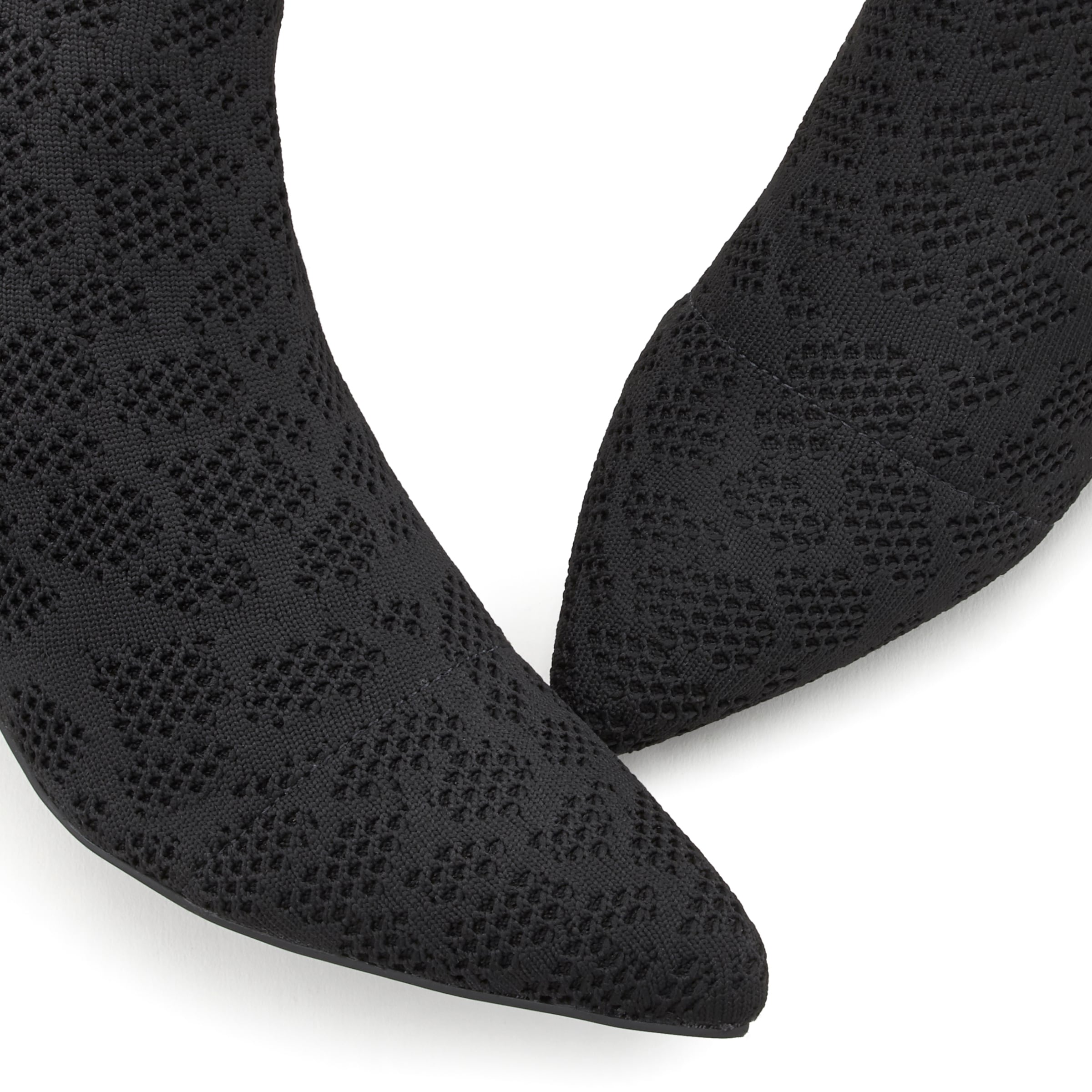 LASCANA Kotníkové boty – černá