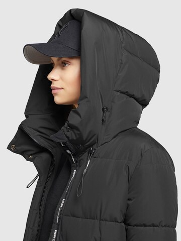 khujo Talvemantel 'Soulani2', värv must