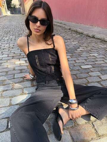 Bershka Overdel i sort: forside