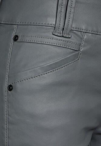 STREET ONE Slimfit Hose in Grau