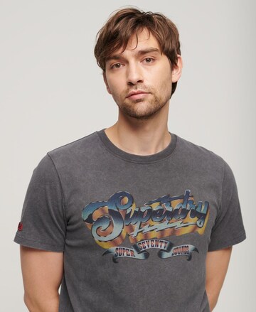 T-Shirt Superdry en gris