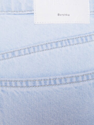 Bershka Regular Jeans in Blue