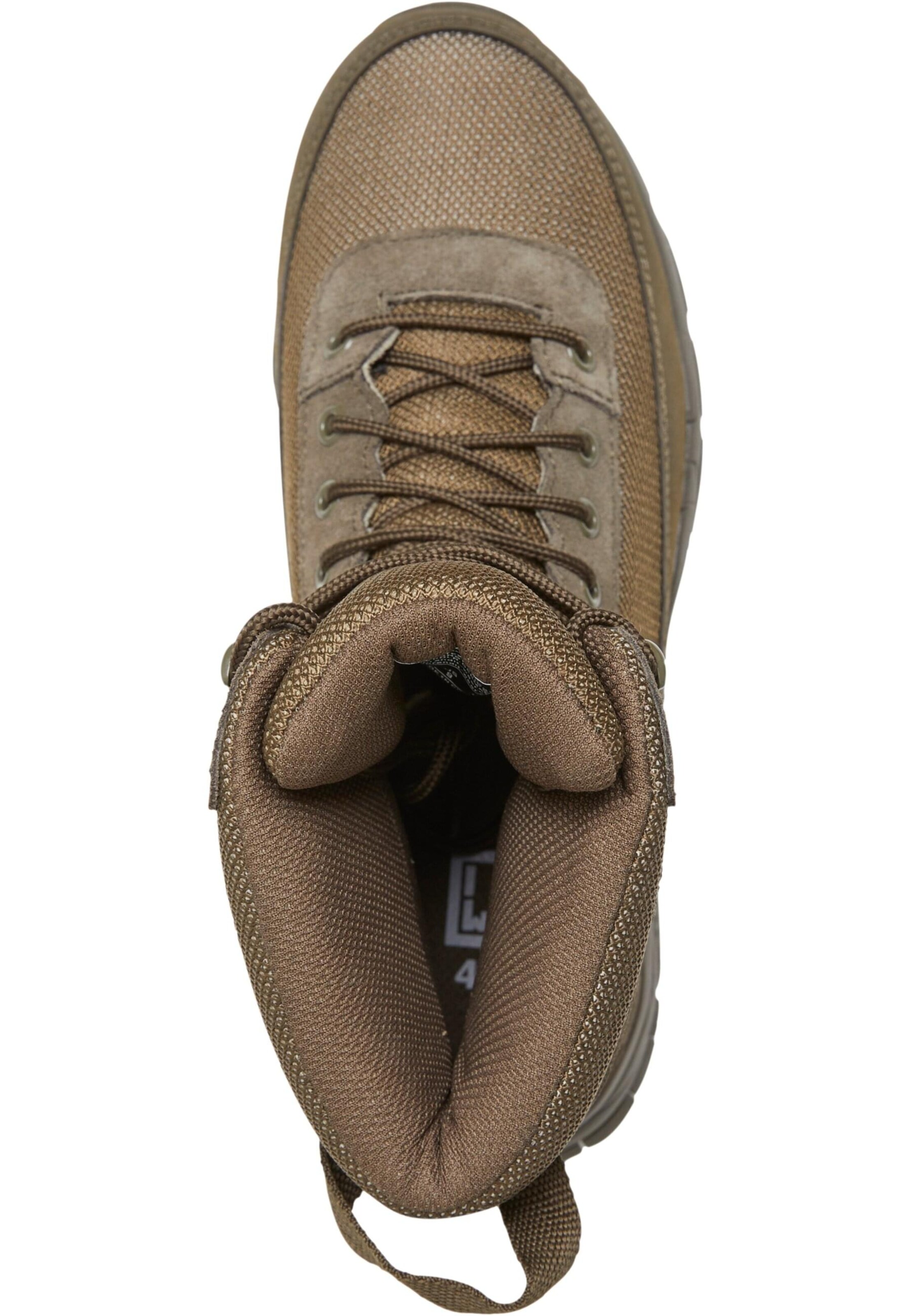 Brandit Lace-up boots in Green