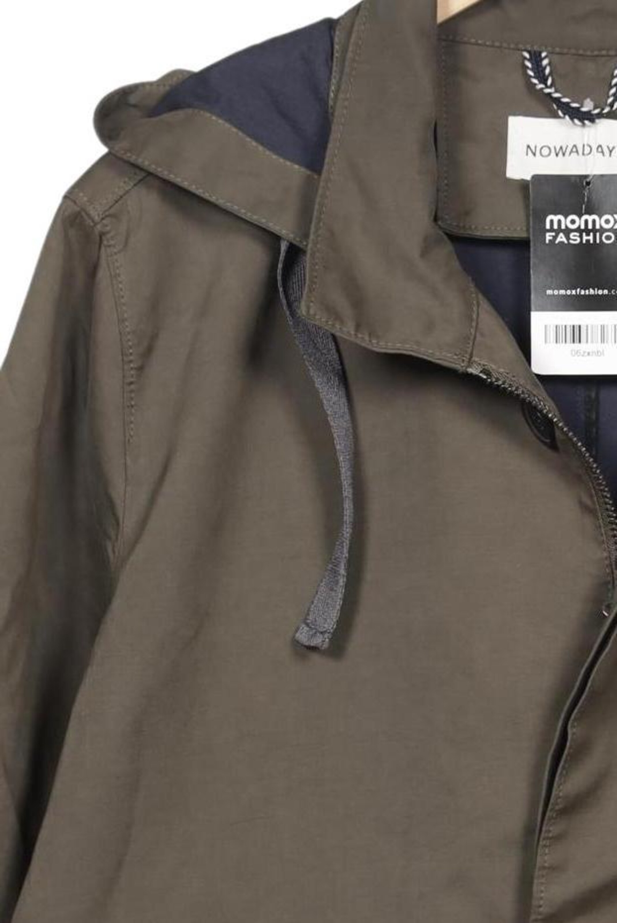 NOWADAYS Jacket & Coat in L in Green