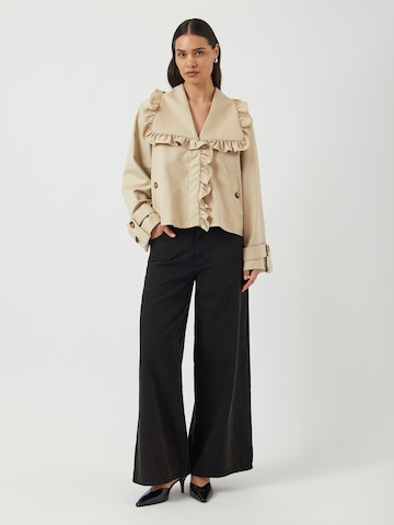 YAS Between-Season Jacket 'YASELSANA' in Beige