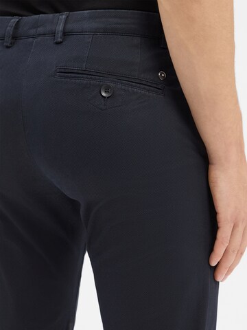 bugatti Regular Hose 'Aturo' in Blau