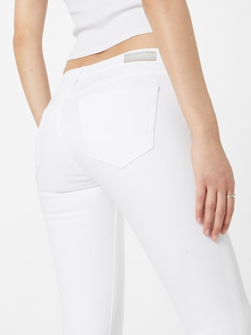 AG Jeans Skinny Jeans 'PRIMA' in Weiß