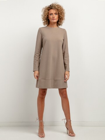 TESSITA Dress in Brown: front