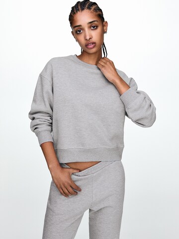 Pull&Bear Sweatsuit in Grey