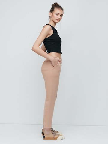 C&City Loose fit Trousers in Beige