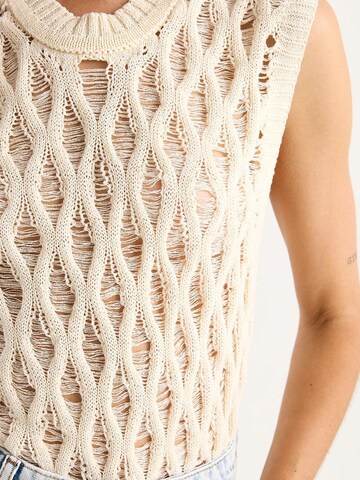 Top in maglia di Bianco Lucci in beige