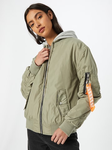 Tally Weijl Between-Season Jacket in Green: front