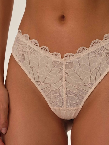 ESOTIQ String 'Oath' in Beige