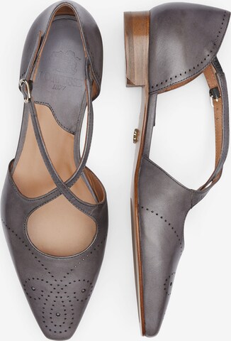 LOTTUSSE Sandals 'Smithson' in Grey