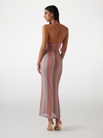 GUESS Kleid in Beige