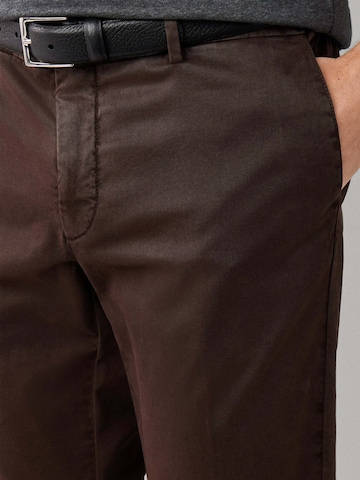 Hackett London Slim fit Chino trousers 'KENSINGTON ' in Brown
