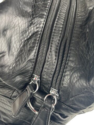 Kumixi Handtasche in Schwarz