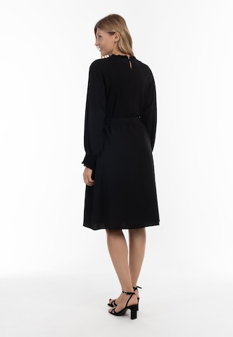 Usha - Vestido em preto