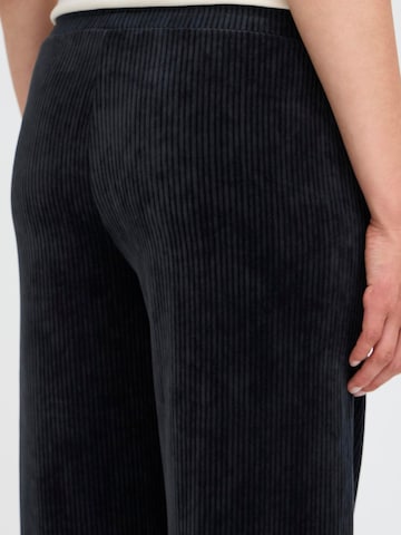 Oxmo Regular Broek ' OXEBBA WIDE LEG ' in Zwart