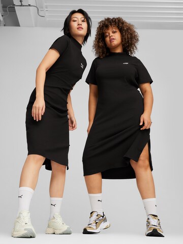 PUMA - Vestido en negro: frente