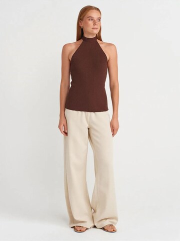 Top in maglia di Dilvin in marrone