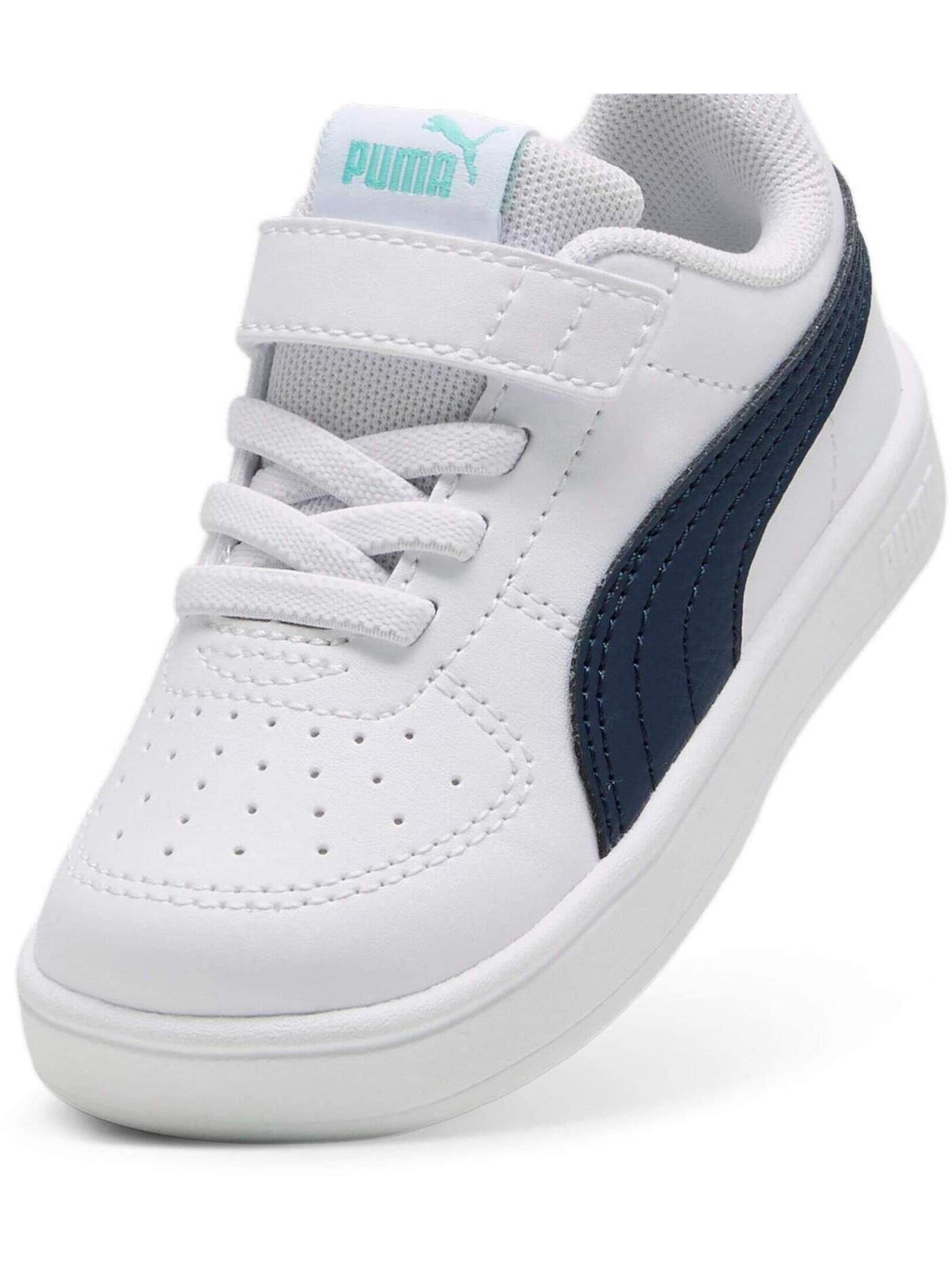 PUMA - Calzado deportivo en blanco