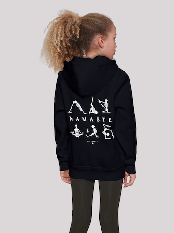 F4NT4STIC Sweatshirt 'Namaste Yoga Skelett Halloween' in Schwarz: predná strana