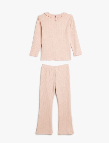Koton Set in Pink