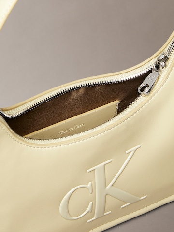 Calvin Klein Válltáskák - barna