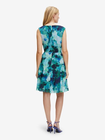 Vera Mont Cocktail Dress in Green