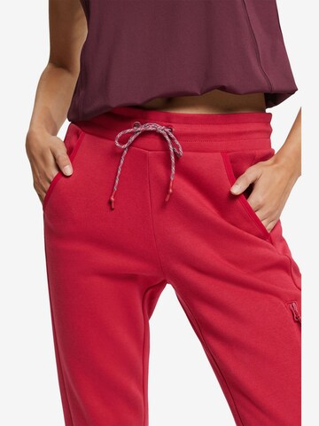 ESPRIT Tapered Sporthose in Rot