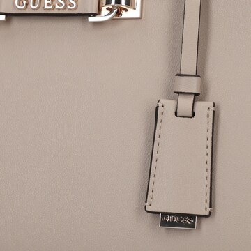 Borsa a mano 'Lefia' di GUESS in marrone