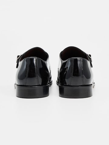 Jerelyn Creado Šněrovací boty 'Dario Double Monk Strap' – černá