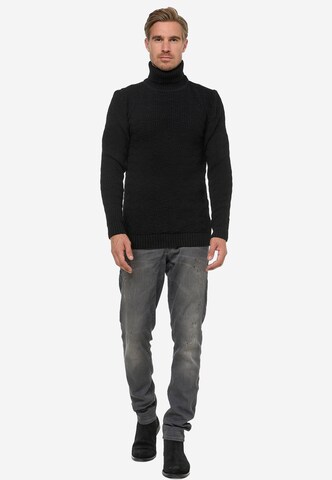 Rusty Neal Pullover in Schwarz