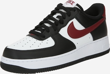 Nike Sportswear Trampki niskie 'AIR FORCE 1 '07' w kolorze czarny: przód