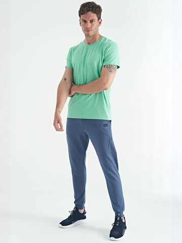 T-Shirt Tommy Life en vert