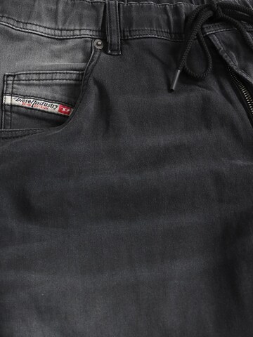 Effilé Jean '2030 D-KROOLEY JOGGJEANS Superstretch & Supersoft' DIESEL en gris