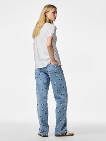 PIECES Regular Jeans 'PCFlora' in Blau
