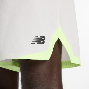 new balance - regular Pantalón deportivo 'Essential 7' en blanco