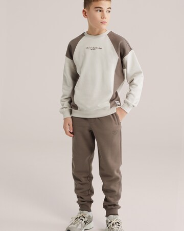 WE Fashion Sweatshirt in Beige
