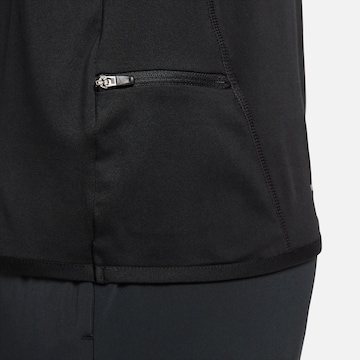 NIKETehnička sportska majica 'SWIFT ELEMENT' - crna boja