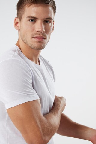 IUMAN Intimissimi Uomo Shirt in Weiß