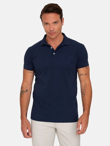 T-Shirt Jacey Quinn en bleu : devant