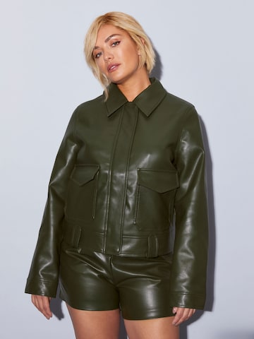 ABOUT YOU x Iconic by Tatiana Kucharova Overgangsjakke 'Nena' i grøn: forside