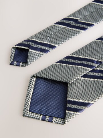 Cravate Next en argent