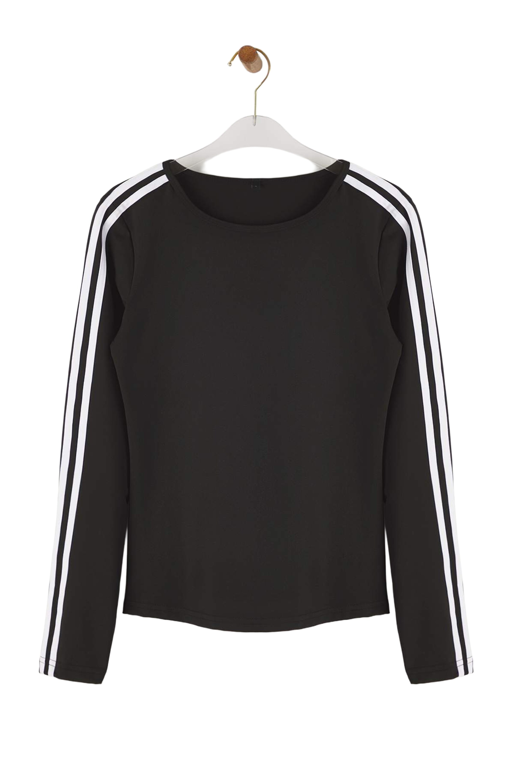 TrendyolBluza - crna boja: prednji dio
