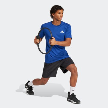 ADIDAS PERFORMANCE Слим Функциональная футболка 'Train Essentials Feelready Novelty' в Синий