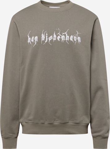 Han Kjøbenhavn Sweatshirt in Grijs: voorkant