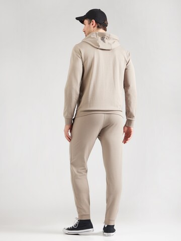 EA7 Emporio Armani Szabványos Jogging ruhák - barna