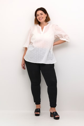 KAFFE CURVE Blouse in Wit